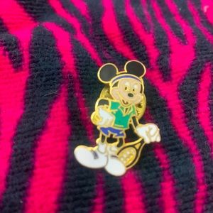 Vintage 90s Tennis Mickey